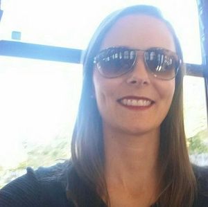 Meet your Posher, Liane k