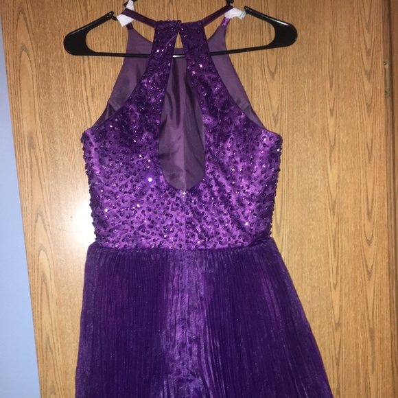 Spring formal. Plum - Picture 4 of 4