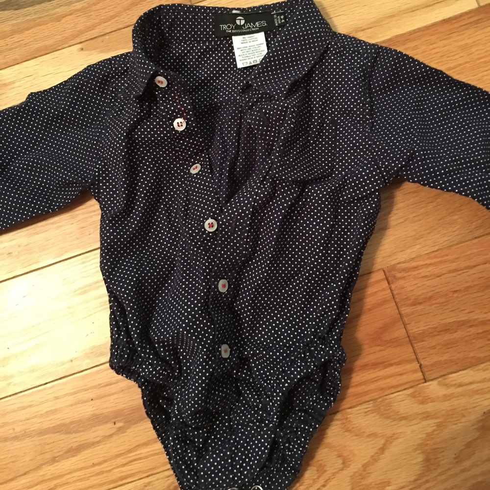 One piece dress shirt