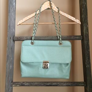 Stunning mint purse with patterned lining