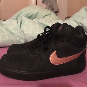 Black & Rose Gold Nike's | Worn Once