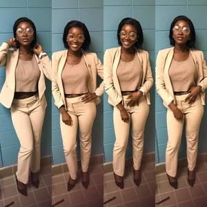 Meet your Posher, Khadeeja