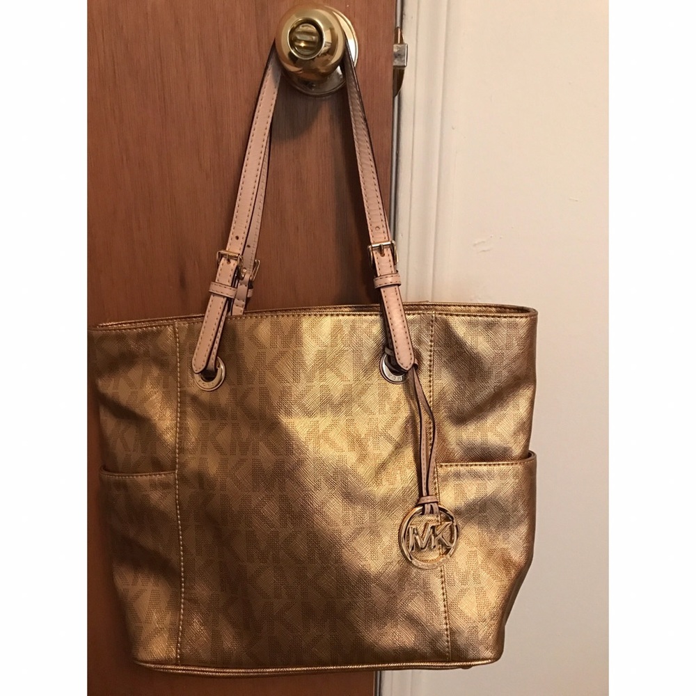 Gold Michael kors shoulder bag