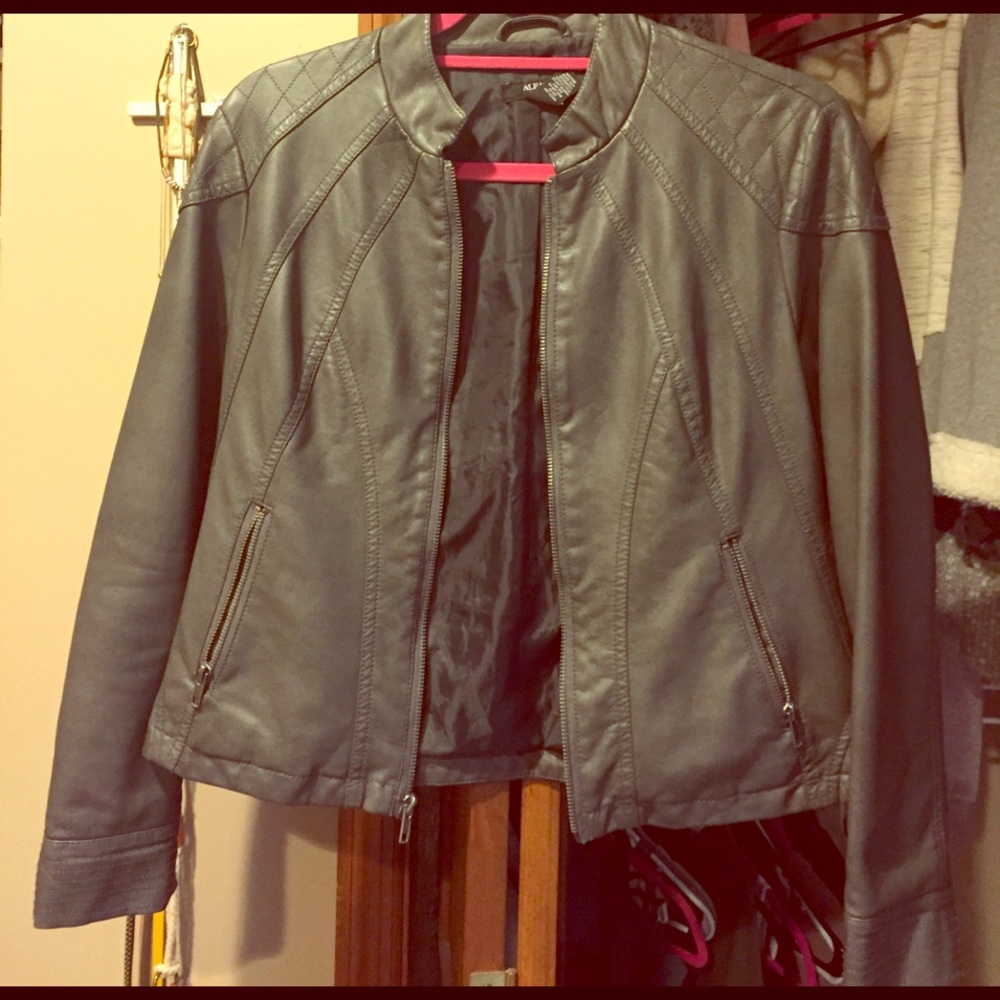ALFANI leather jacket