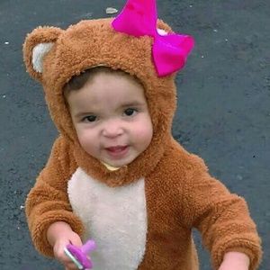 Meet your Posher, Lois