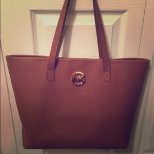 Michael Kors Tote Bag!