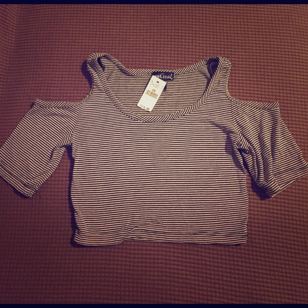 Wet Seal Cold Shoulder Crop Top