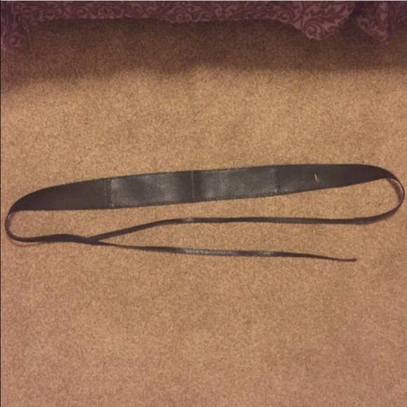 NWT black wrap vegan leather waist belt - Picture 3 of 3