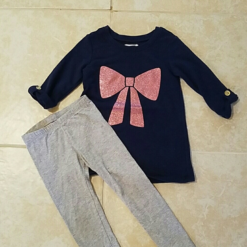 Girls old Navy size 3t top and circo 4t leggings