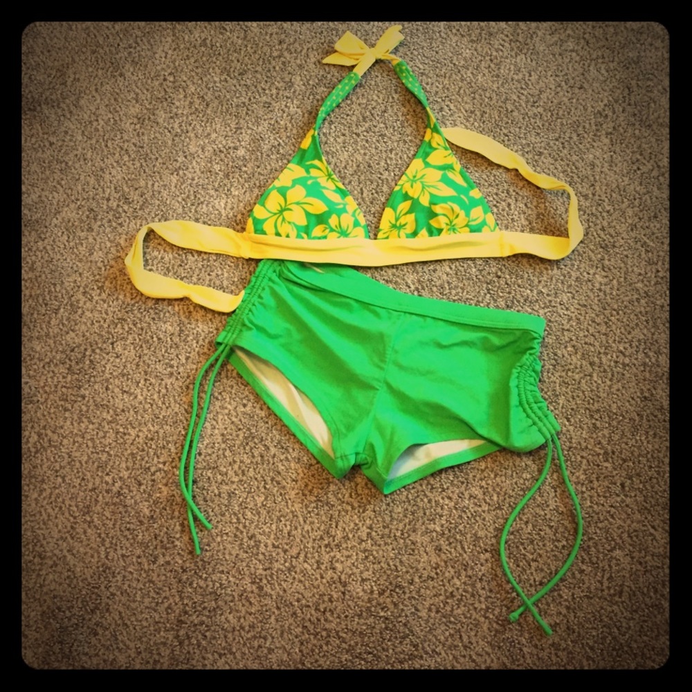 2 piece 👙 bathing suit junior sizing