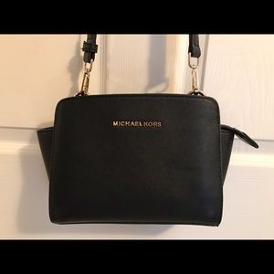 Michael Kors Cross-body