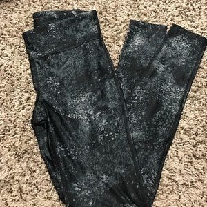 Under Armour dry-fit compression pant