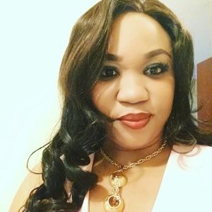 Meet your Posher, Abiola