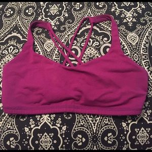 Lululemon sports bra size 4