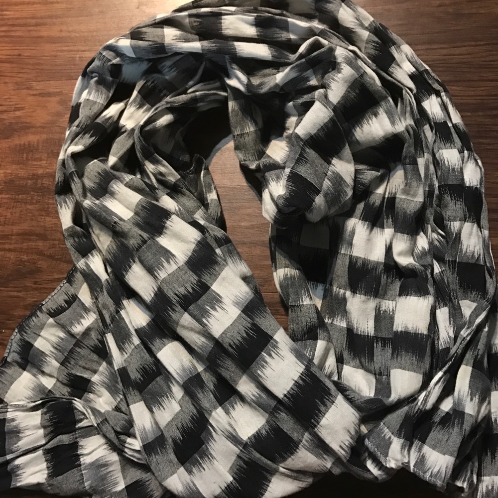 Madewell Buffalo Plaid scarf