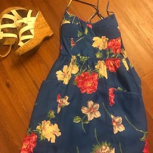 Spaghetti Strap Floral Dress w/pockets