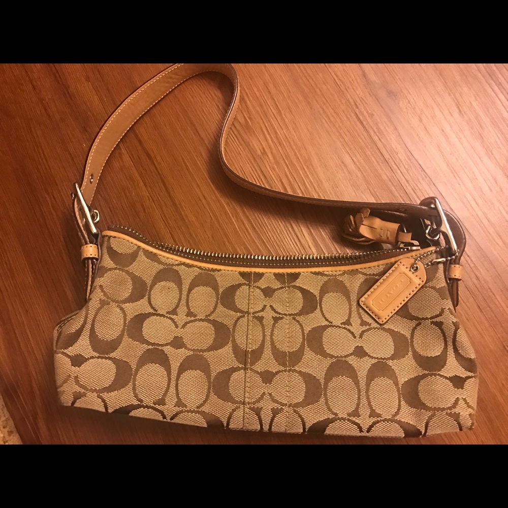 Coach Shoulder bag