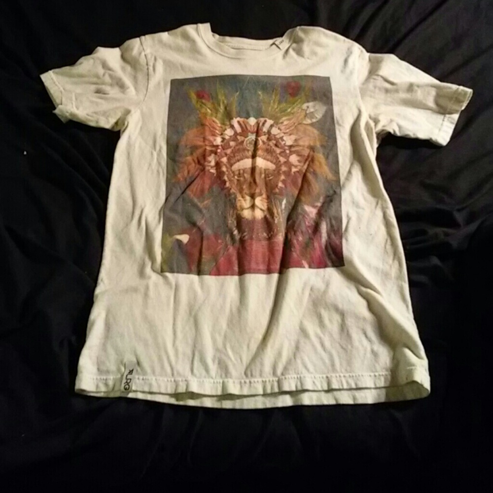 Lion tshirt