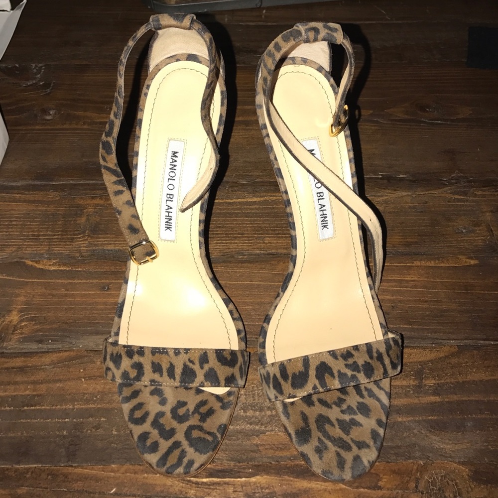 Manolo Blahnik leopard Sandal!