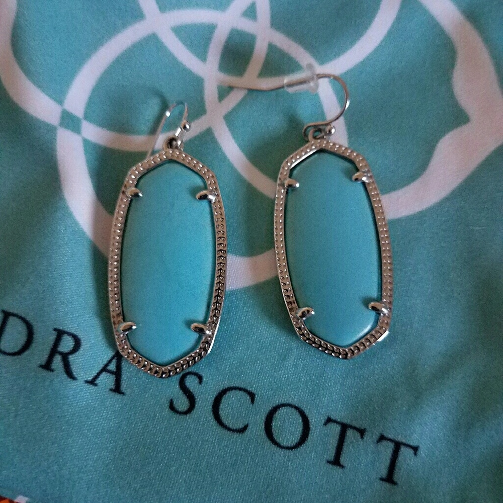 Kendra Scott Elle Earrings