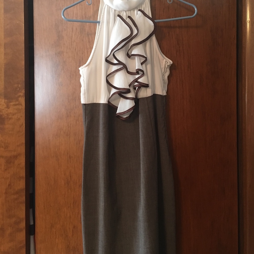 Only worn twice! White/Brown Dress size 7. - Picture 3 of 3