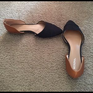 Flats shoes