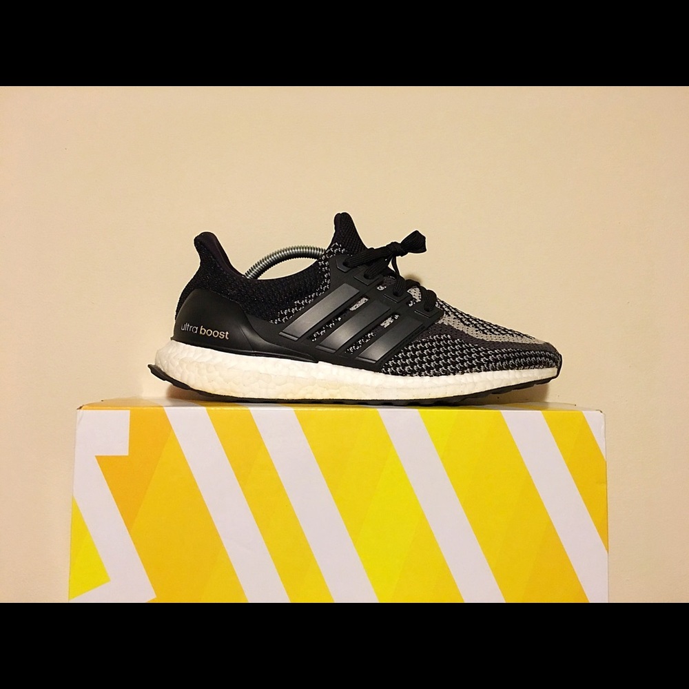 Adidas 3M black ultra boost sz 9