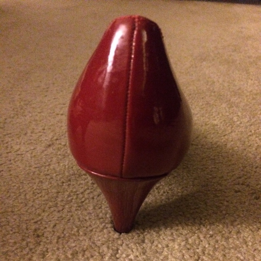 Peel-Toe Mini Heels - Picture 3 of 3
