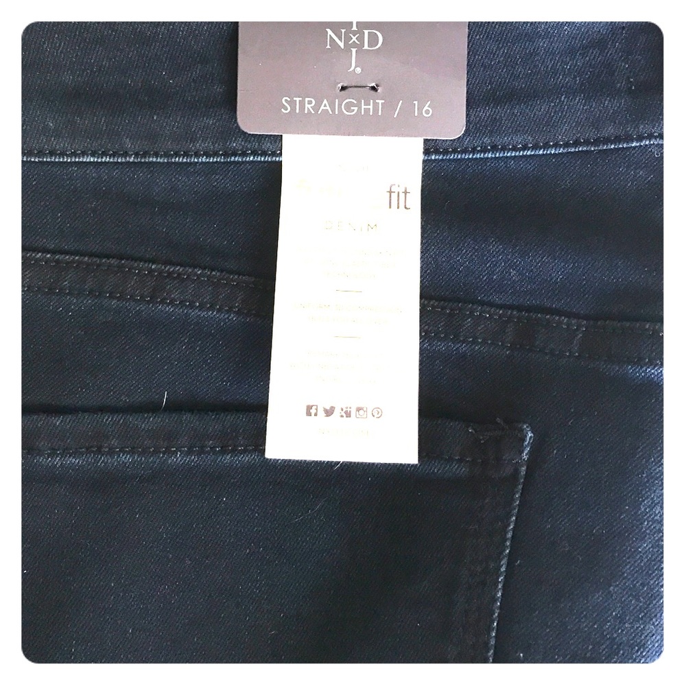 NYDJ Marilyn Straight Future Fit  CLR: Paris Night