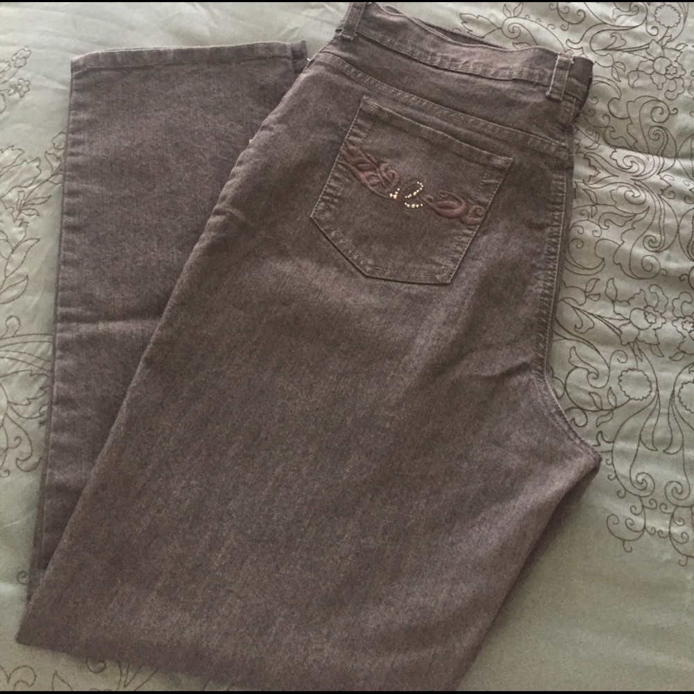 Gloria Vanderbilt Amanda Grey Jeans 👖