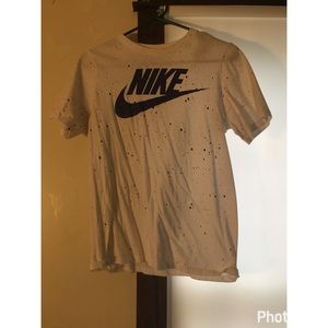 Nike tshirt