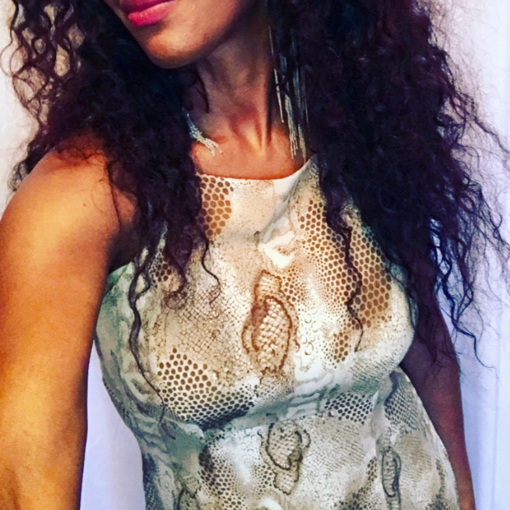 Dress - Picture 8 of 12