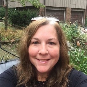 Meet your Posher, Dana