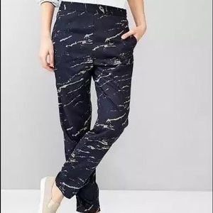 GAP Navy track pant