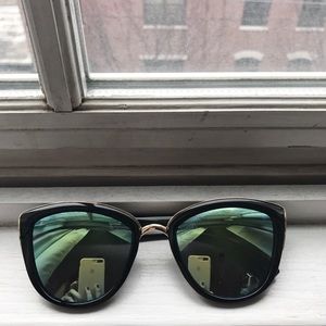 Cat eye sunglasses