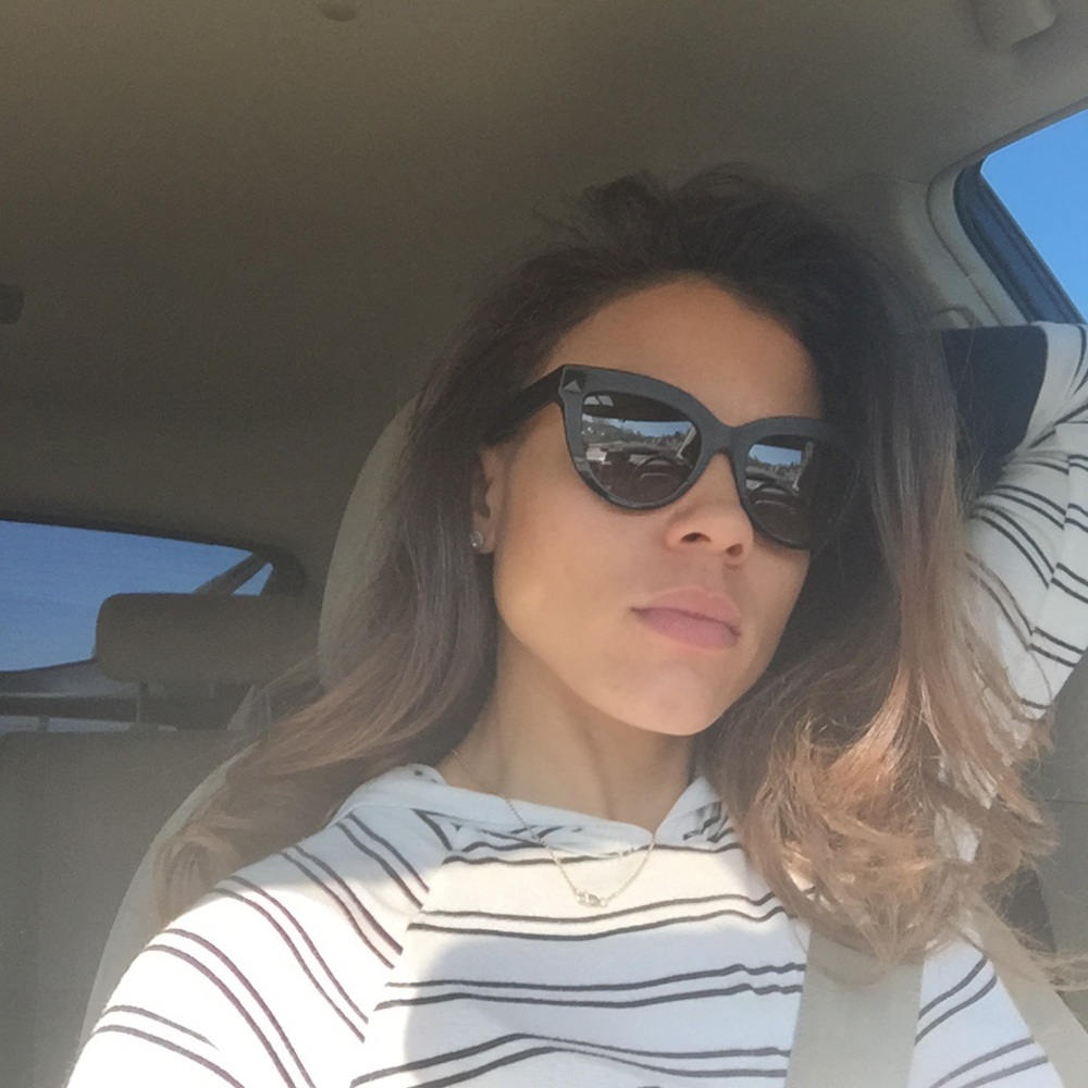 Meet your Posher, Courtney