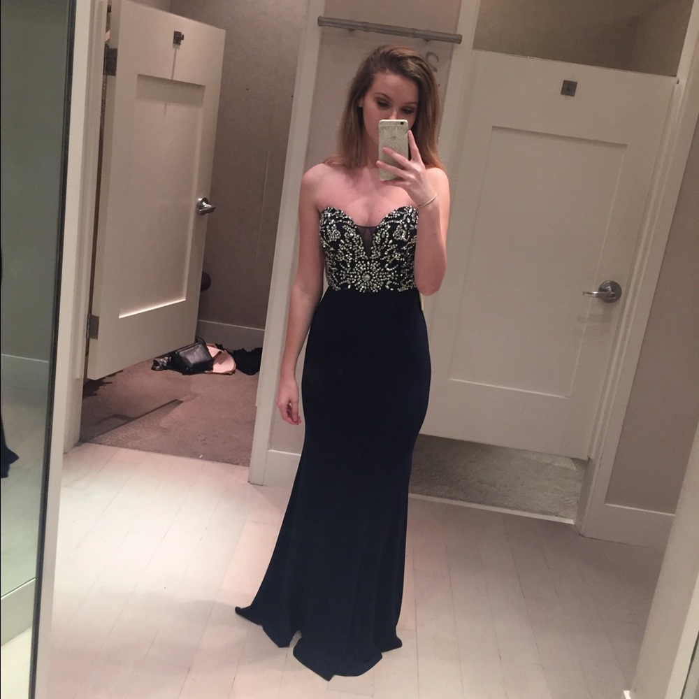 Navy blue prom dress