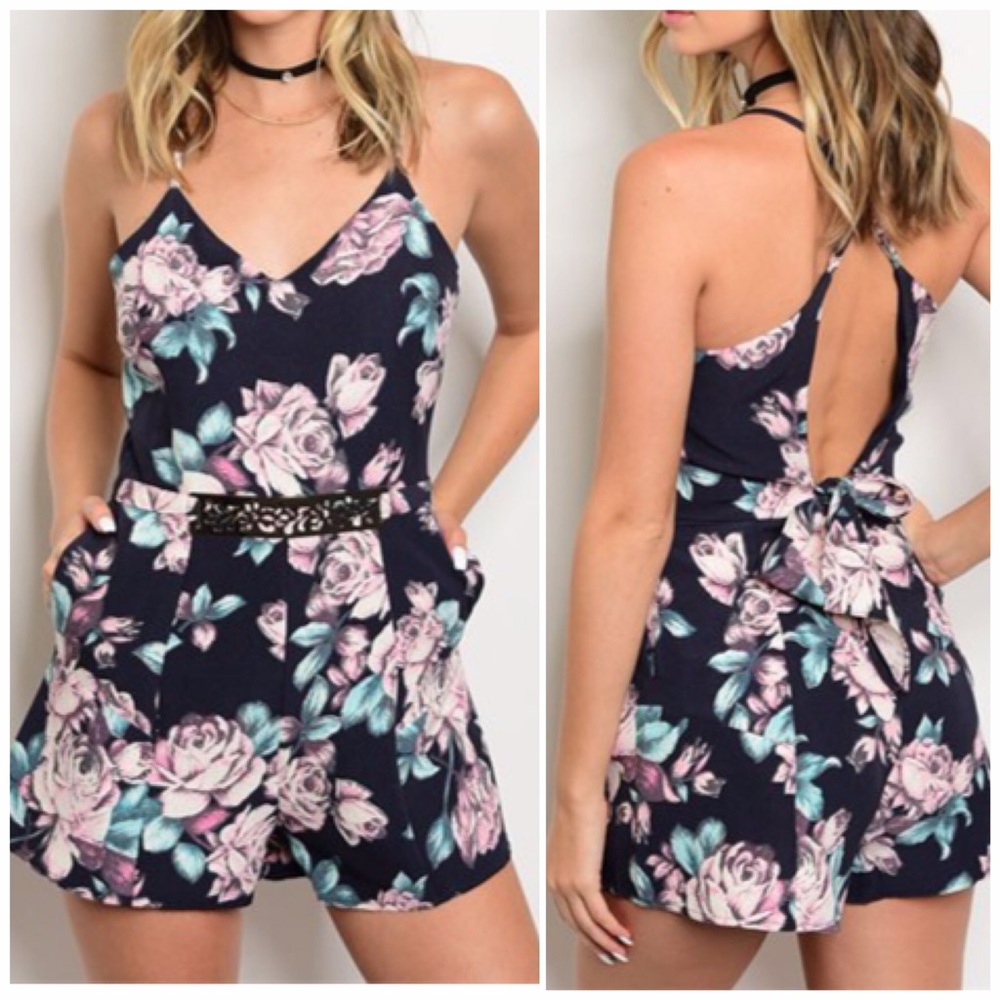 3 for $20🚨Spaghetti floral print romper - Picture 1 of 4