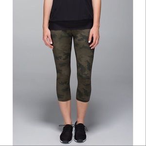 RARE Lululemon Camo Crop Legging