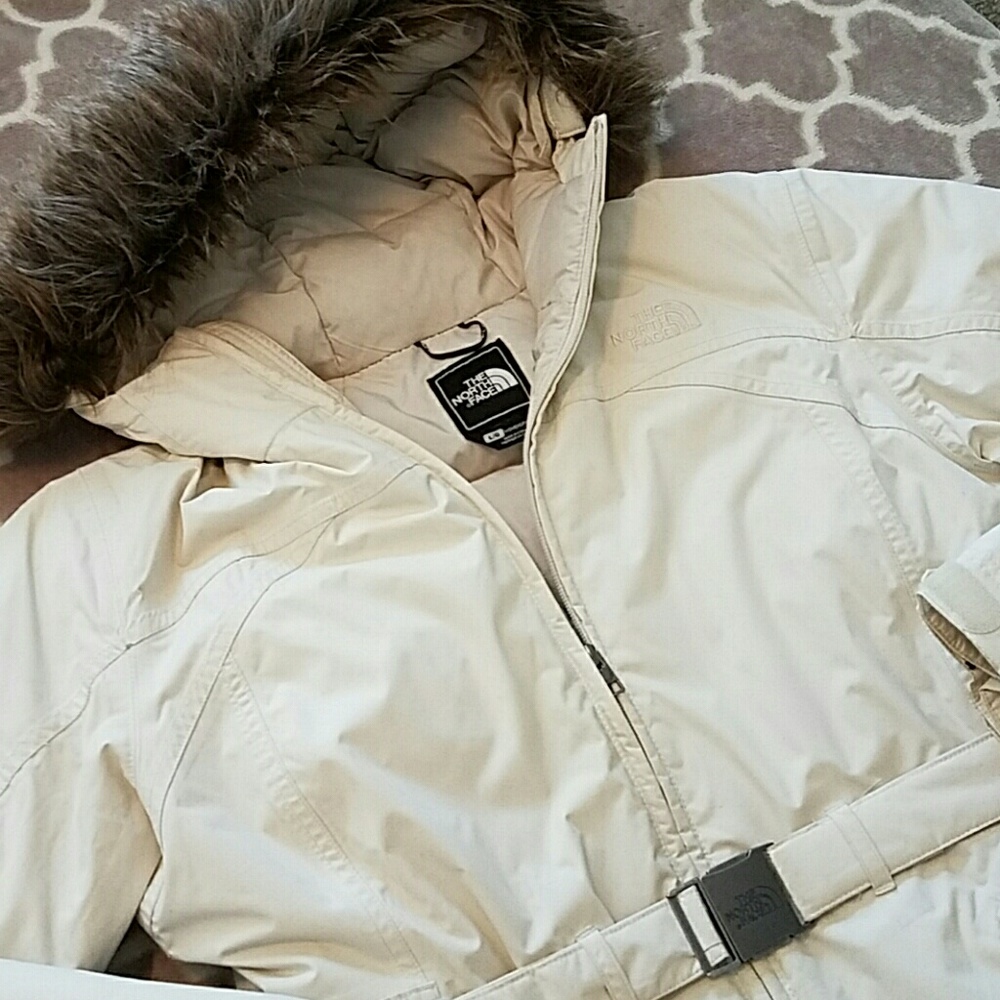 Woman's cream Northface jacket size L