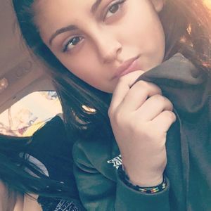 Meet your Posher, Dilaila