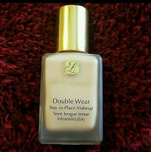 Estee lauder double wear stay in place foundation