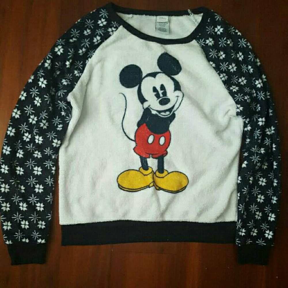 *MICKEY MOUSE SWEATER*