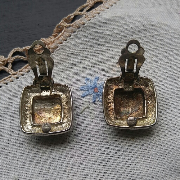 ♦ 3 for $15 Clip on Earrings - Picture 4 of 6