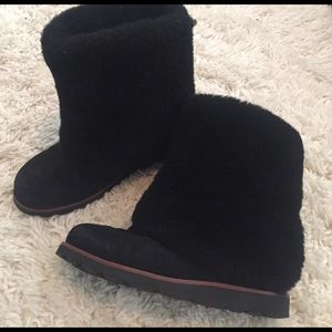 Black Sherpa Uggs