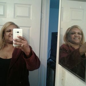 Meet your Posher, Regina