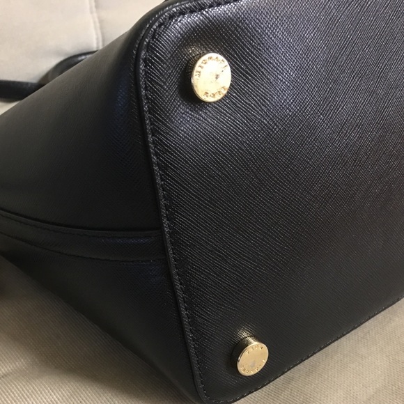 ❌TRADED❌ 🌻MK Large Greenwich Bag🌻 - Picture 4 of 8