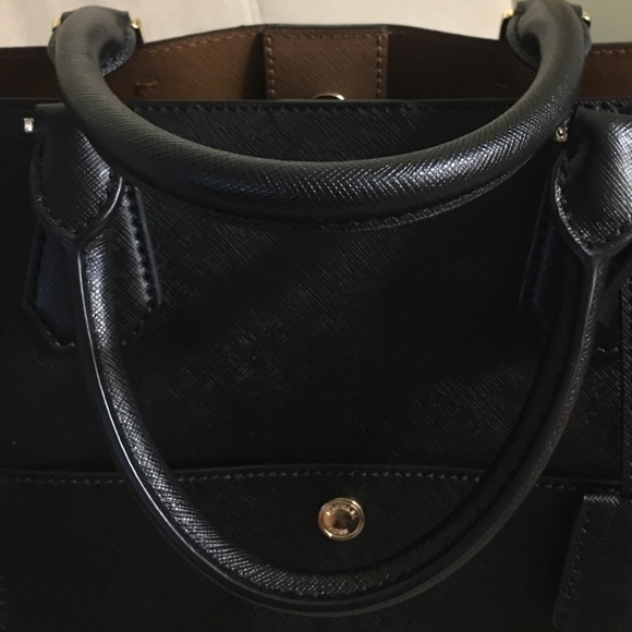 ❌TRADED❌ 🌻MK Large Greenwich Bag🌻 - Picture 5 of 8