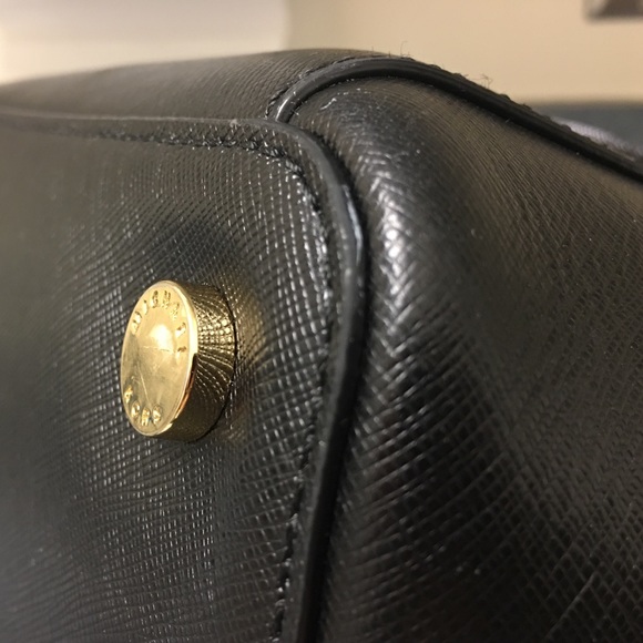 ❌TRADED❌ 🌻MK Large Greenwich Bag🌻 - Picture 8 of 8