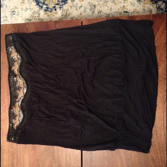 Black tube top with beaded detailing - Picture 2 of 5